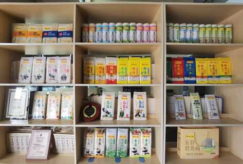 讓消費者吃 放心面條 記全國 誠信之星 陳克明食品股份